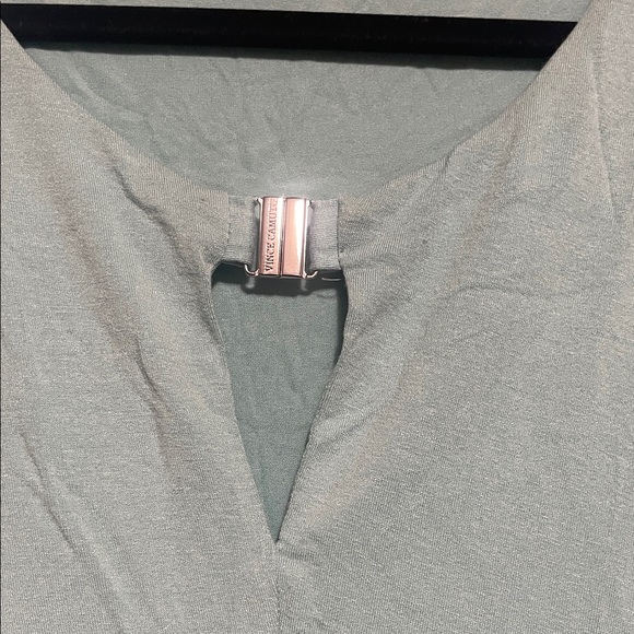 Vince Camuto Aqua V-Neck Tunic - Picture 3 of 4